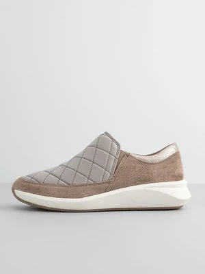 Sneakersy niskie Clarks