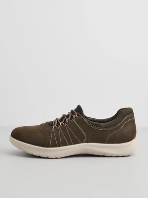 Sneakersy niskie Clarks