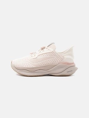 Sneakersy niskie Clarks