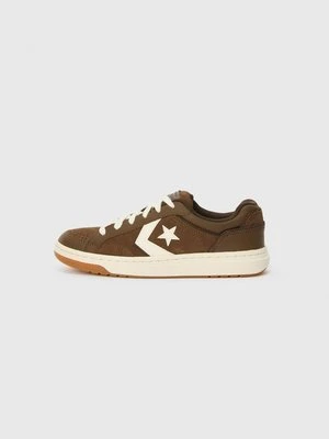 Sneakersy niskie Converse brązowy