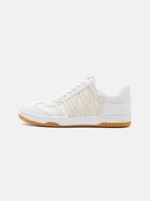 Sneakersy niskie DKNY