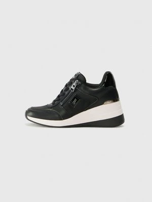 Sneakersy niskie DKNY