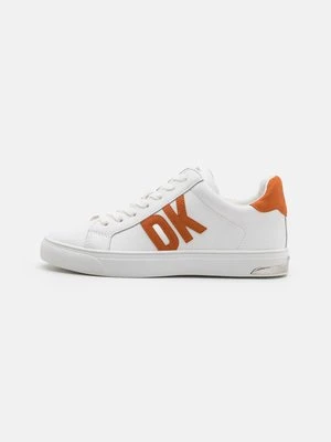 Sneakersy niskie DKNY