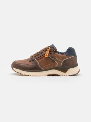 Sneakersy niskie Dockers by Gerli