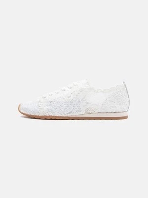Sneakersy niskie Dolce Vita biały