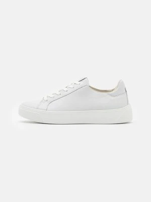 Sneakersy niskie ECCO biały