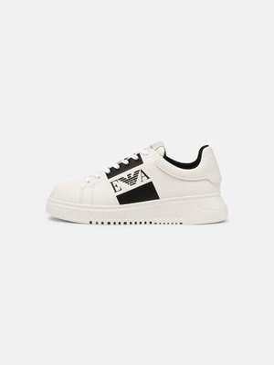 Sneakersy niskie Emporio Armani