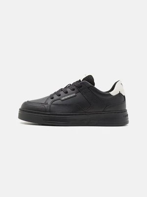 Sneakersy niskie Emporio Armani