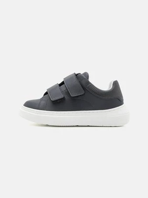 Sneakersy niskie Emporio Armani