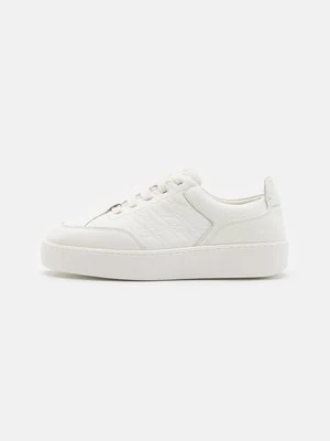 Sneakersy niskie Emporio Armani