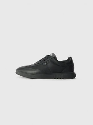Sneakersy niskie Emporio Armani czarny