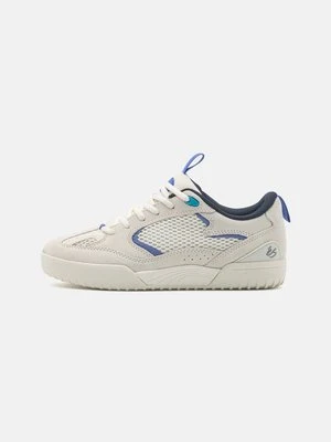 Sneakersy niskie és