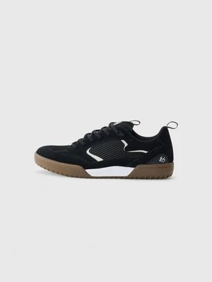 Sneakersy niskie és