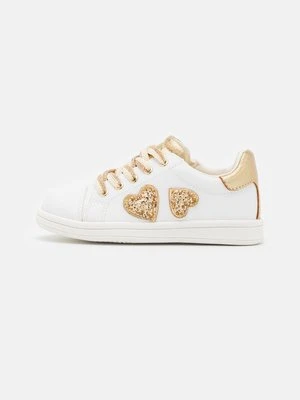 Sneakersy niskie Friboo biały