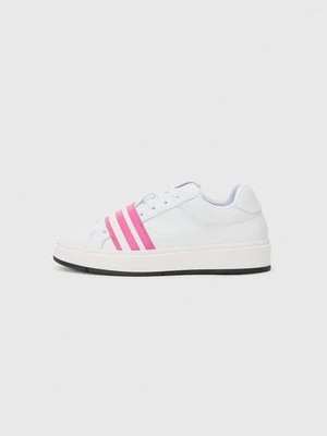 Sneakersy niskie GCDS