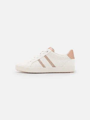 Sneakersy niskie Geox