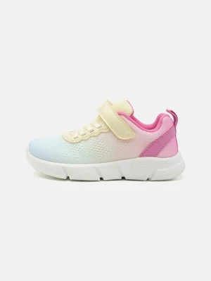 Sneakersy niskie Geox