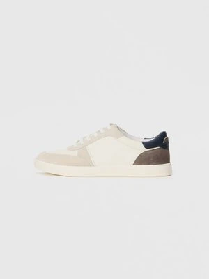 Sneakersy niskie Geox mleczny