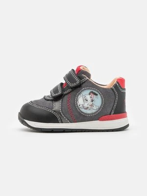 Sneakersy niskie Geox