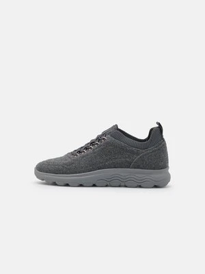 Sneakersy niskie Geox