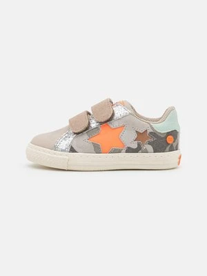 Sneakersy niskie Gioseppo