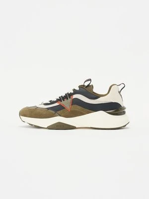 Sneakersy niskie Guess