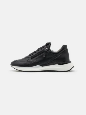 Sneakersy niskie HÖGL czarny
