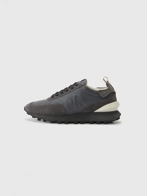 Zdjęcie produktu Sneakersy niskie Iceberg