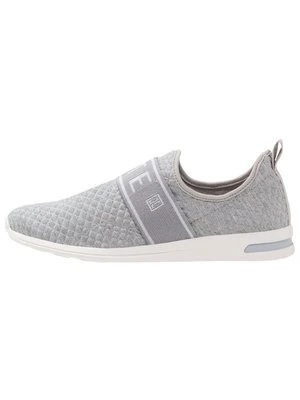 Sneakersy niskie JETTE