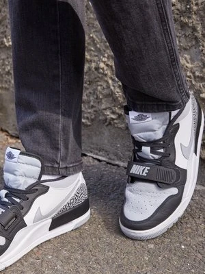 Zdjęcie produktu Sneakersy niskie Jordan biały