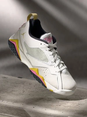 Zdjęcie produktu Sneakersy niskie Jordan mleczny