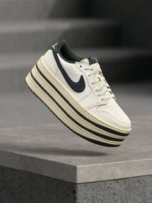 Zdjęcie produktu Sneakersy niskie Jordan mleczny