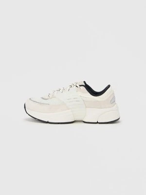 Sneakersy niskie Jordan mleczny