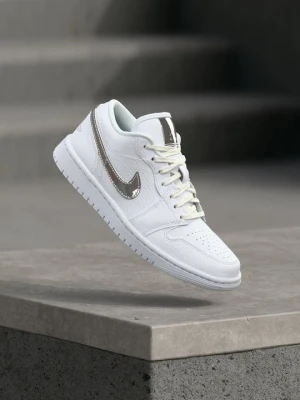 Sneakersy niskie Jordan biały