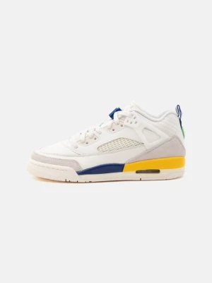 Sneakersy niskie Jordan mleczny