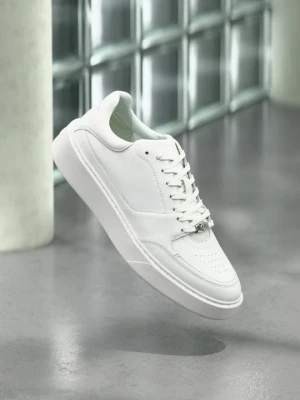Sneakersy niskie KARL LAGERFELD biały