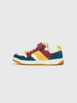 Sneakersy niskie Kickers