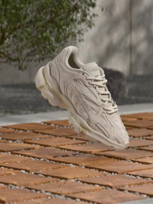 Sneakersy niskie Lacoste mleczny