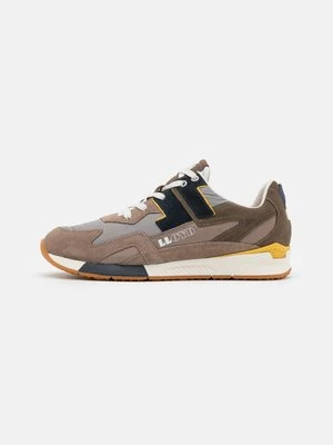 Sneakersy niskie Lloyd