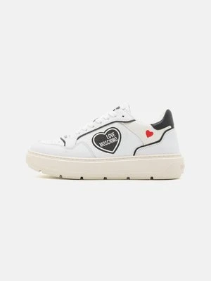 Sneakersy niskie Love Moschino