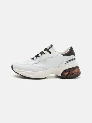 Sneakersy niskie Love Moschino