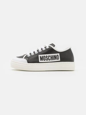 Sneakersy niskie Moschino