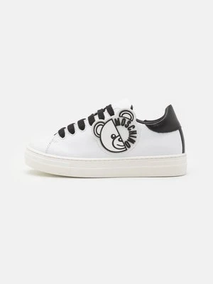 Sneakersy niskie Moschino