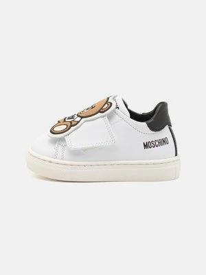 Sneakersy niskie Moschino