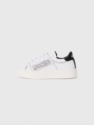 Sneakersy niskie Moschino