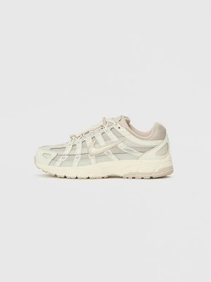 Sneakersy niskie Nike mleczny