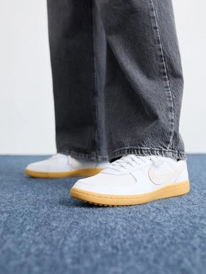Sneakersy niskie Nike Sportswear