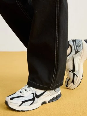 Zdjęcie produktu Sneakersy niskie Nike ciemnoszary