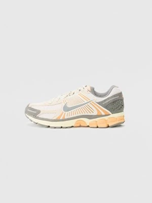 Zdjęcie produktu Sneakersy niskie Nike jasnoszary