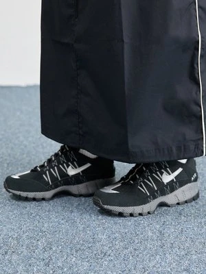 Sneakersy niskie Nike czarny